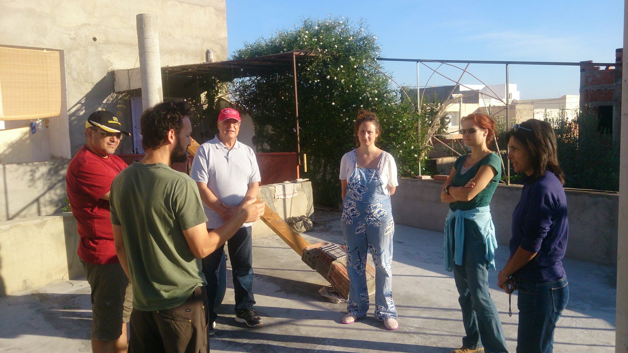 Cercle de parole du matin Cours de design en permaculture PDC Tunisie Cercle de parole du matin Cours de design en permaculture PDC Tunisie